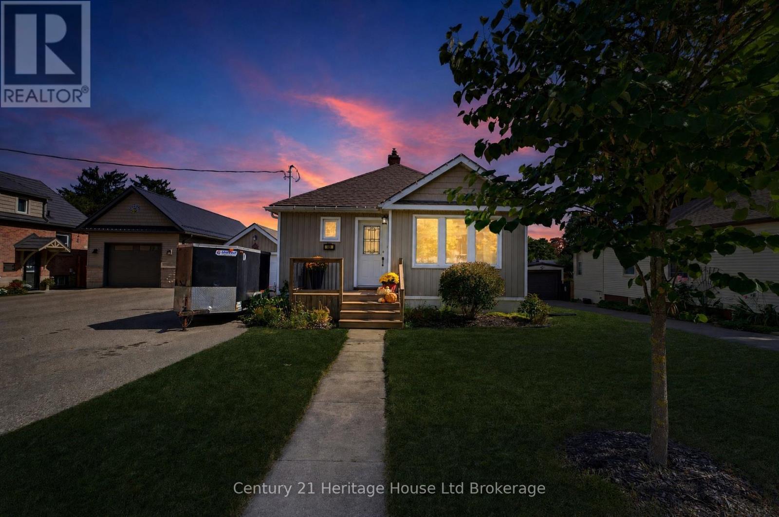 164 SYDENHAM STREET, Woodstock (Woodstock - North) — photo 4