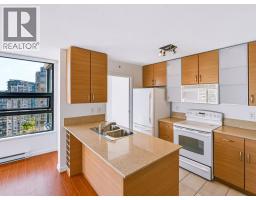 2105 977 Mainland Street, Vancouver, BC V6B1T2 Photo 6
