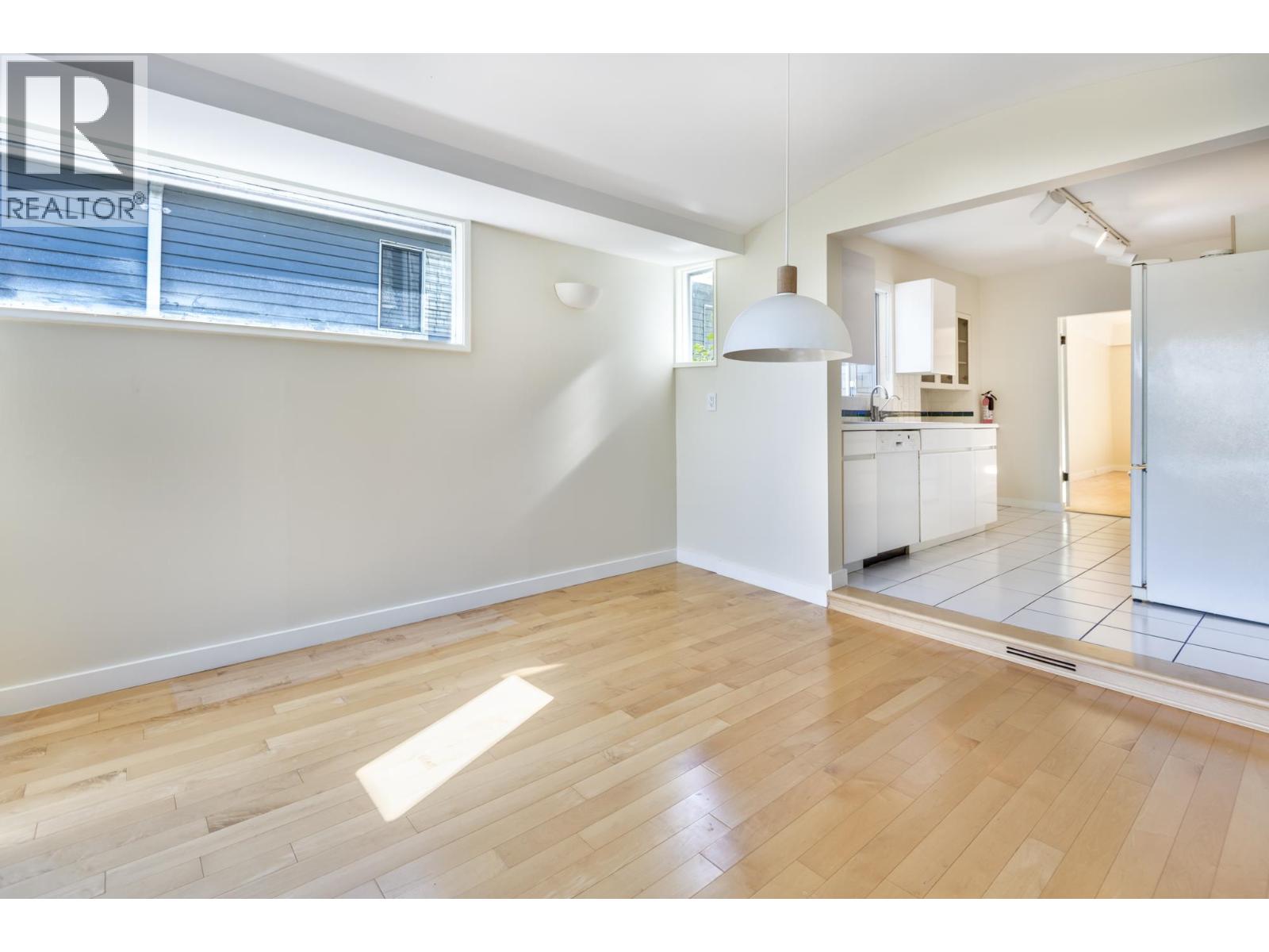 3249 W 21 AVENUE, Vancouver - Image 1
