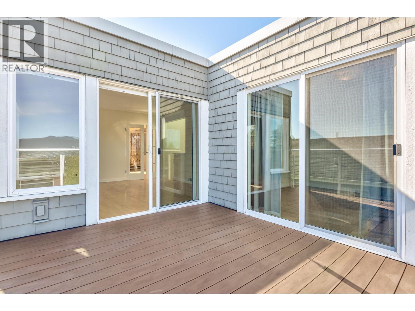3249 W 21 AVENUE, Vancouver - Image 1