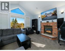 4pc Bathroom - 35 Turner Crescent, Whitehorse, YT Y1A0C4 Photo 7