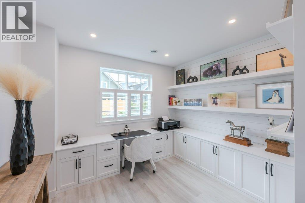 58 2450 Radio Tower Road, Oliver