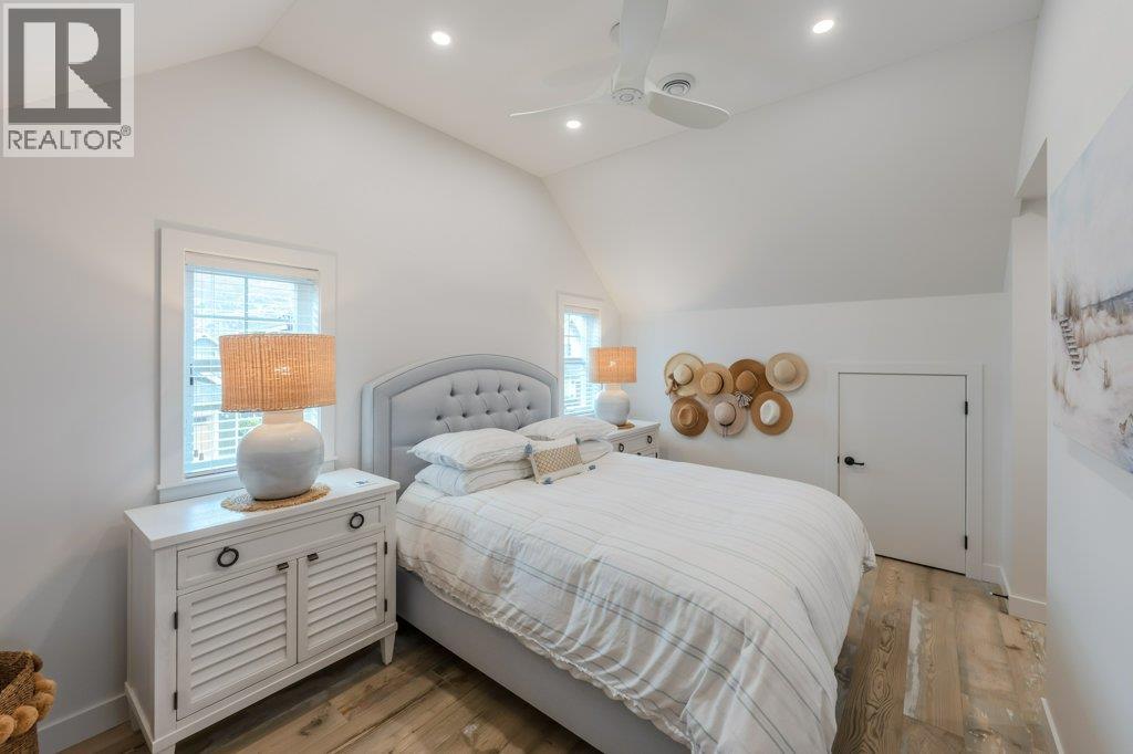 58 2450 Radio Tower Road, Oliver