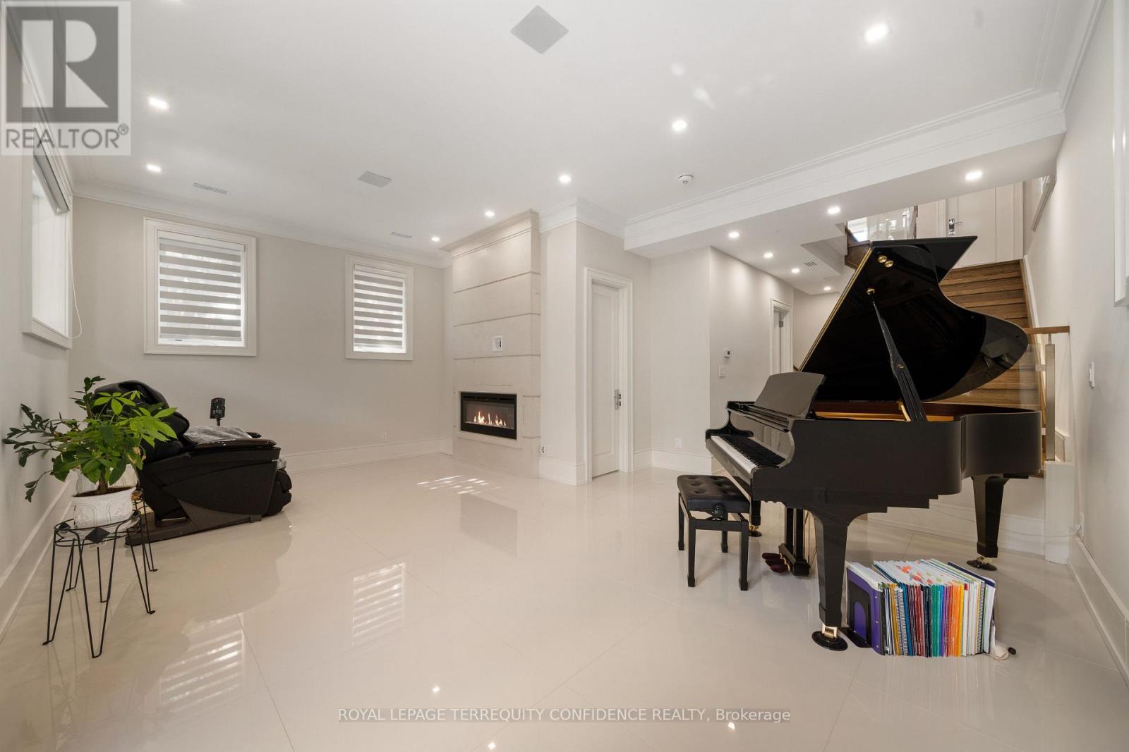 319B HORSHAM AVENUE - Image 36
