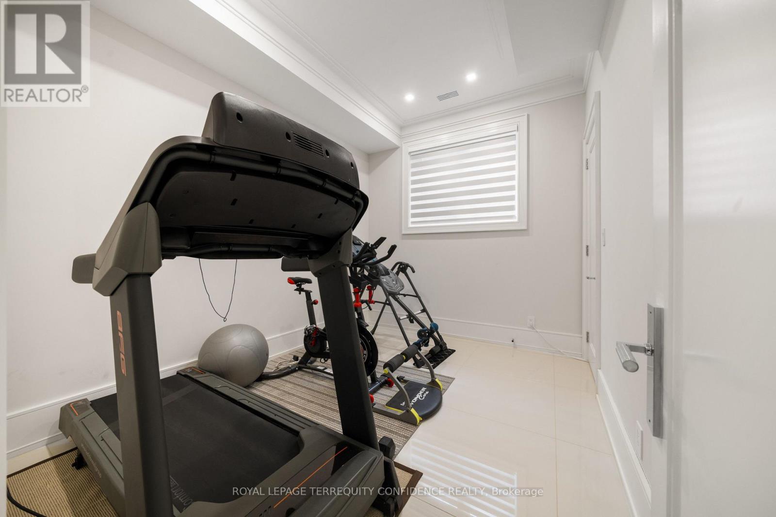 319B HORSHAM AVENUE - Image 37
