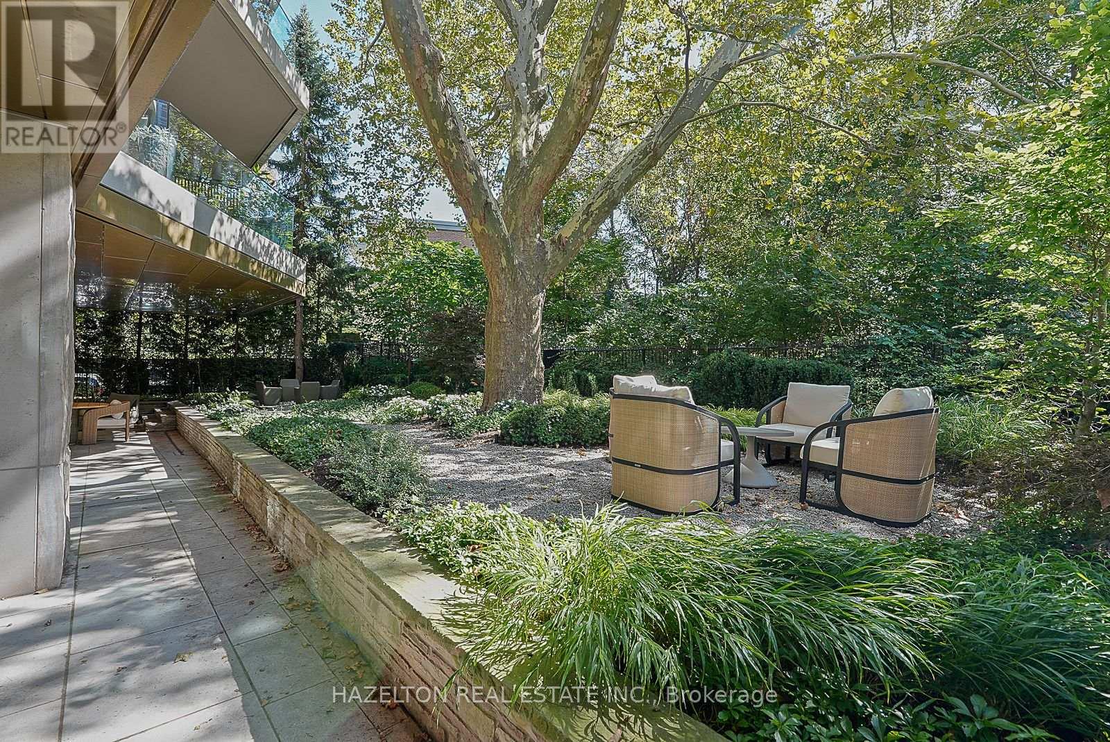#106 7 DALE AVENUE - 32
