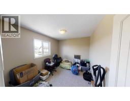 B, 9334 Lakeland Drive, Grande Prairie, AB T8X1N5 Photo 9