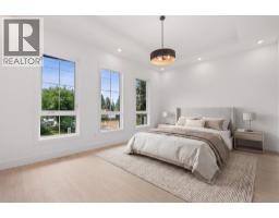 4pc Bathroom - 514 37 Street Sw, Calgary, AB T3C1R6 Photo 12