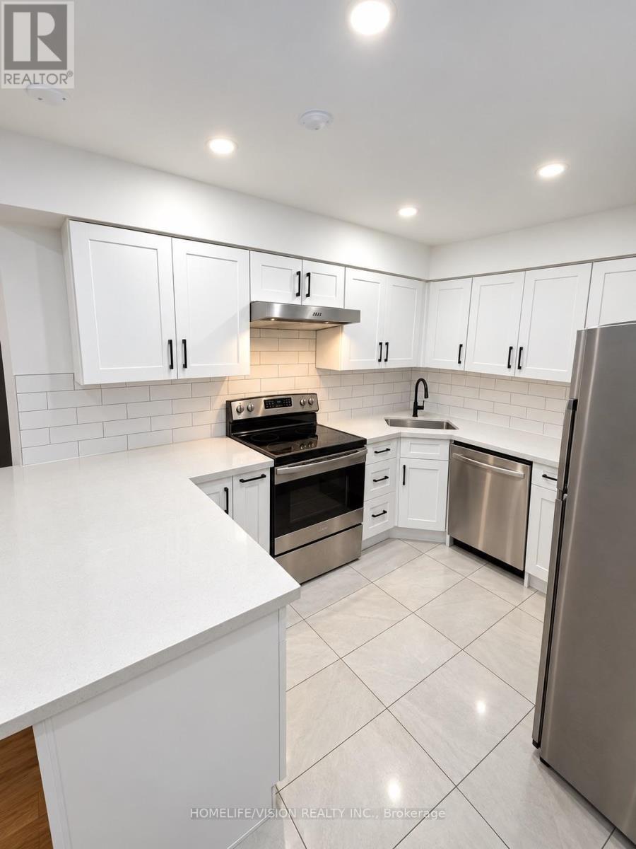 APT.  A - 473 COSBURN AVENUE, Toronto (O'Connor-Parkview)