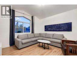 42 Douglas Glen Circle Se, Calgary, AB T2Z3T3 Photo 20