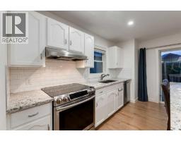 Family room - 42 Douglas Glen Circle Se, Calgary, AB T2Z3T3 Photo 14
