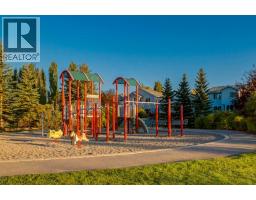 42 Douglas Glen Circle Se, Calgary, AB T2Z3T3 Photo 39