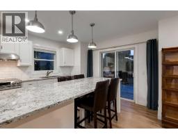 3pc Bathroom - 42 Douglas Glen Circle Se, Calgary, AB T2Z3T3 Photo 16