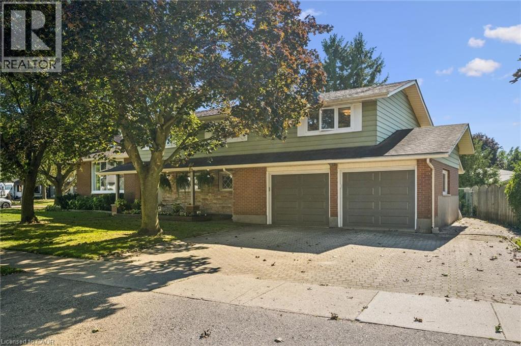 19 CHRISTINE Crescent - 6