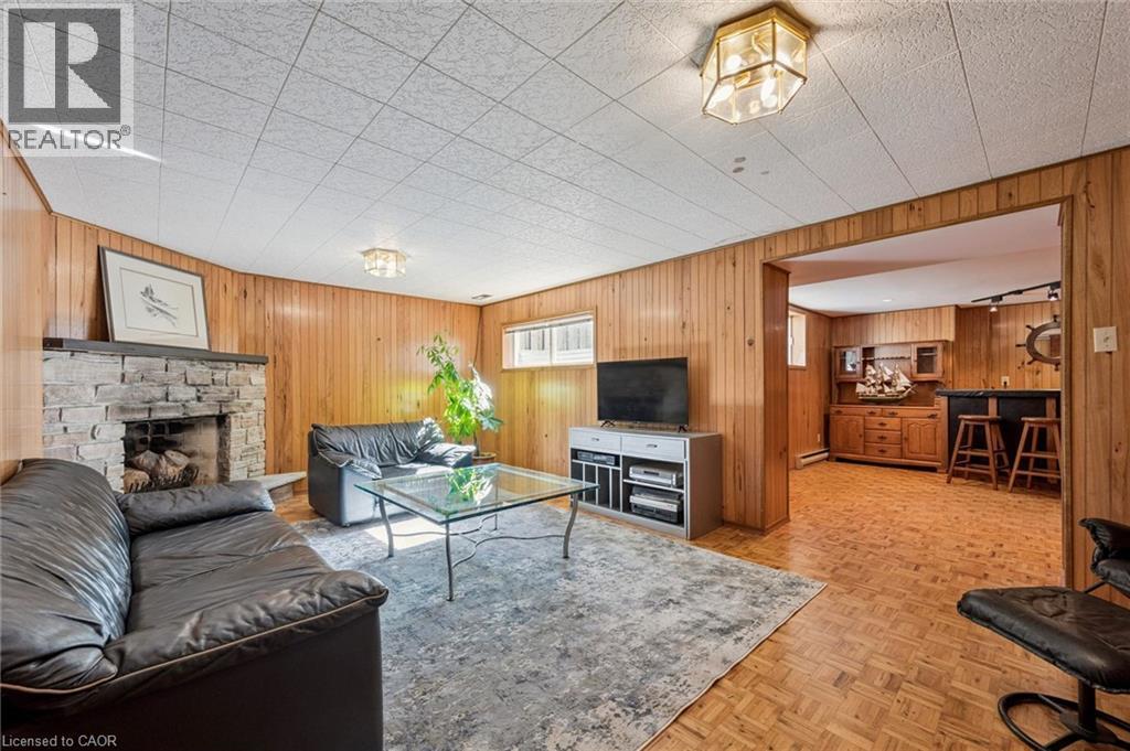 19 CHRISTINE Crescent - 28