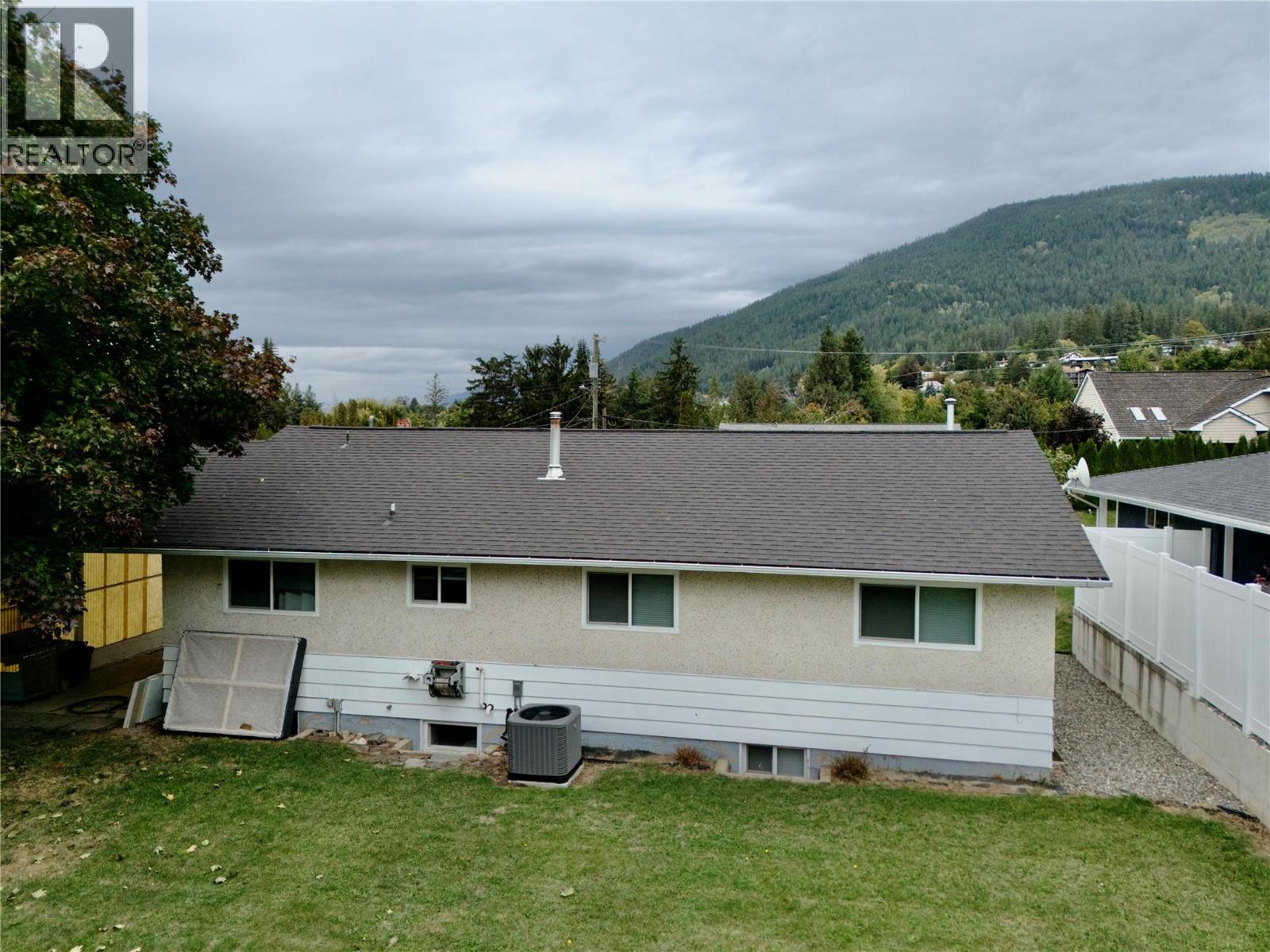 2109 Cedar Street - Image 29