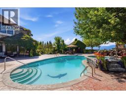 Full bathroom - 2550 Grantham Road, Kelowna, BC V1W4B7 Photo 17