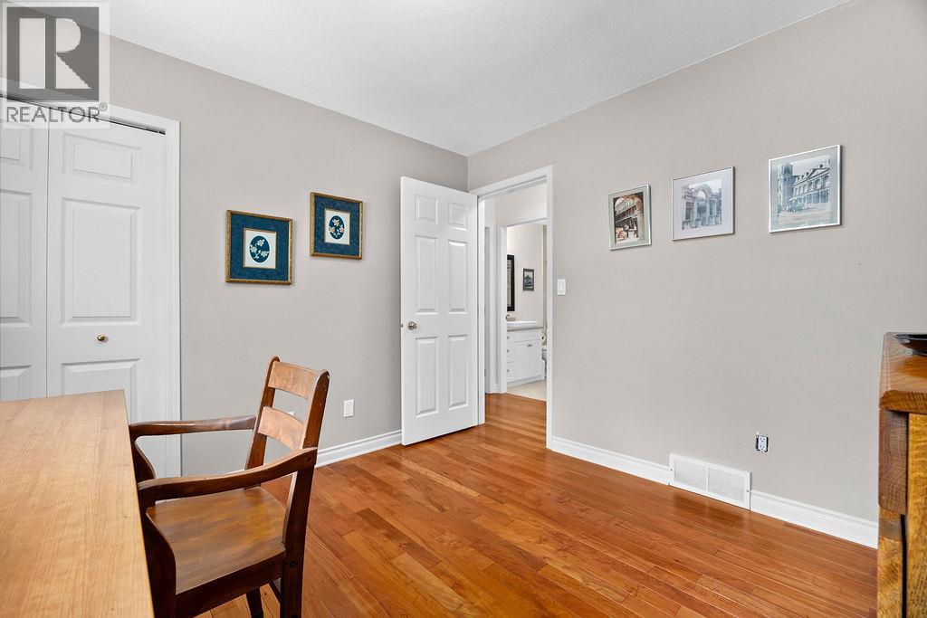 2864 Hilltop Road - 34