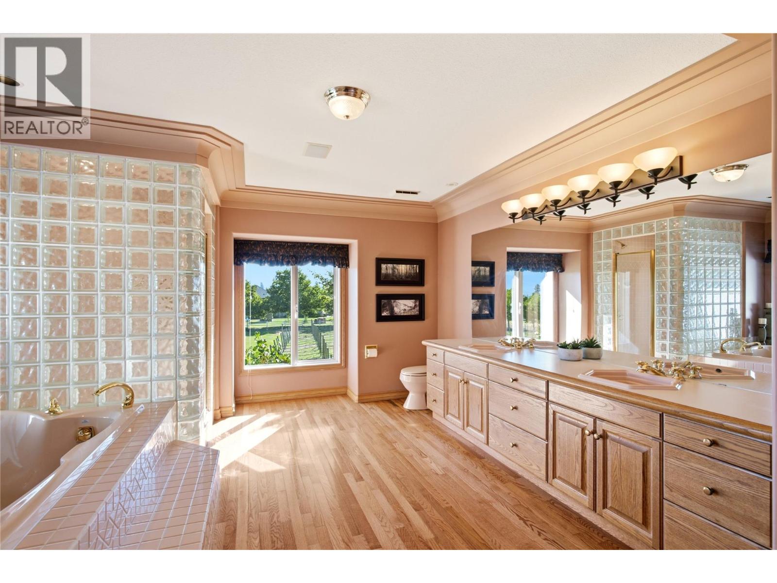 2550 Grantham Road - 53
