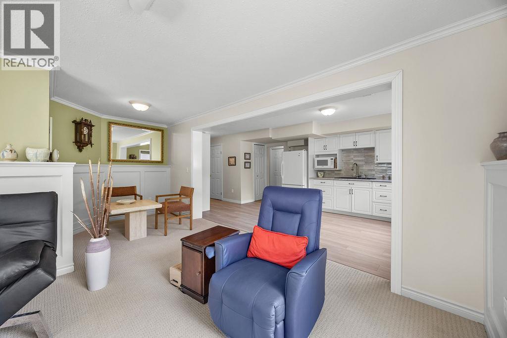 2864 Hilltop Road - 44