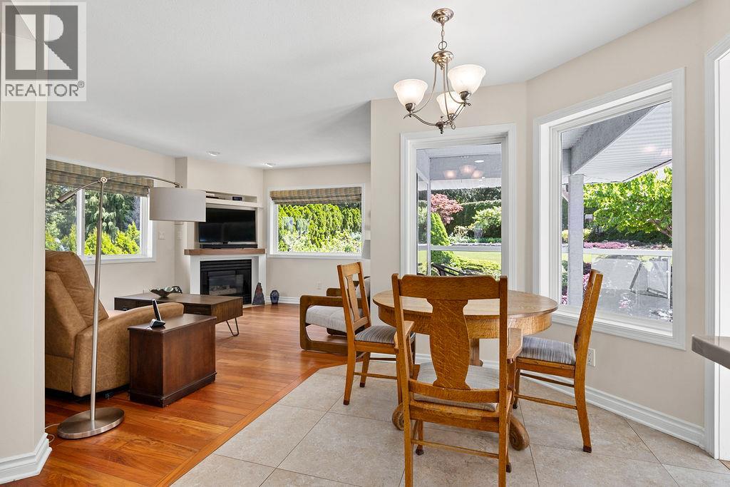 2864 Hilltop Road - 13