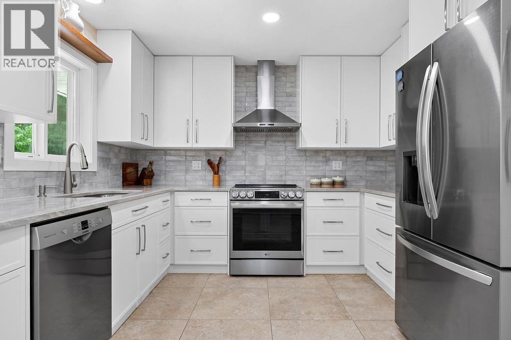 2864 Hilltop Road - 19