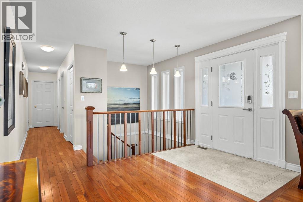 2864 Hilltop Road - 5