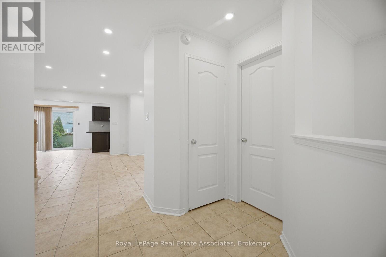 70 ECHORIDGE DRIVE, Brampton (Fletcher's Meadow) — photo 10