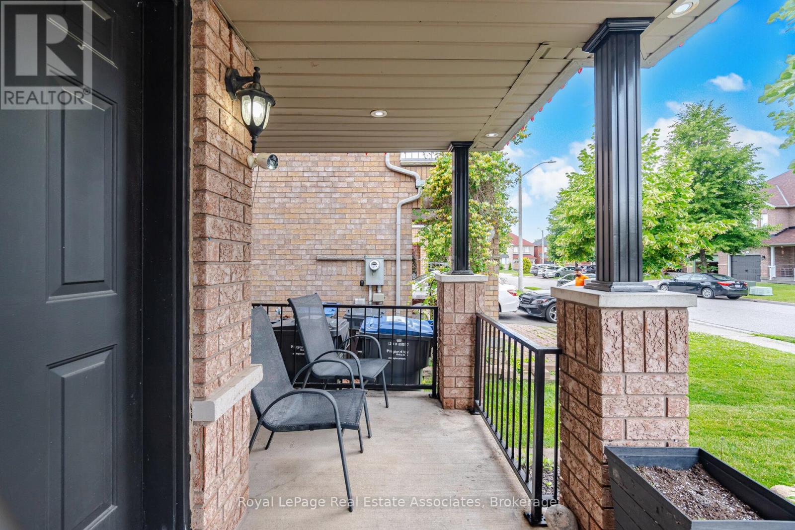 70 ECHORIDGE DRIVE, Brampton (Fletcher's Meadow) — photo 3