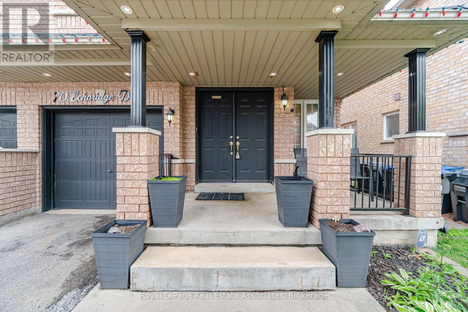 70 ECHORIDGE DRIVE, Brampton (Fletcher's Meadow) — photo 4