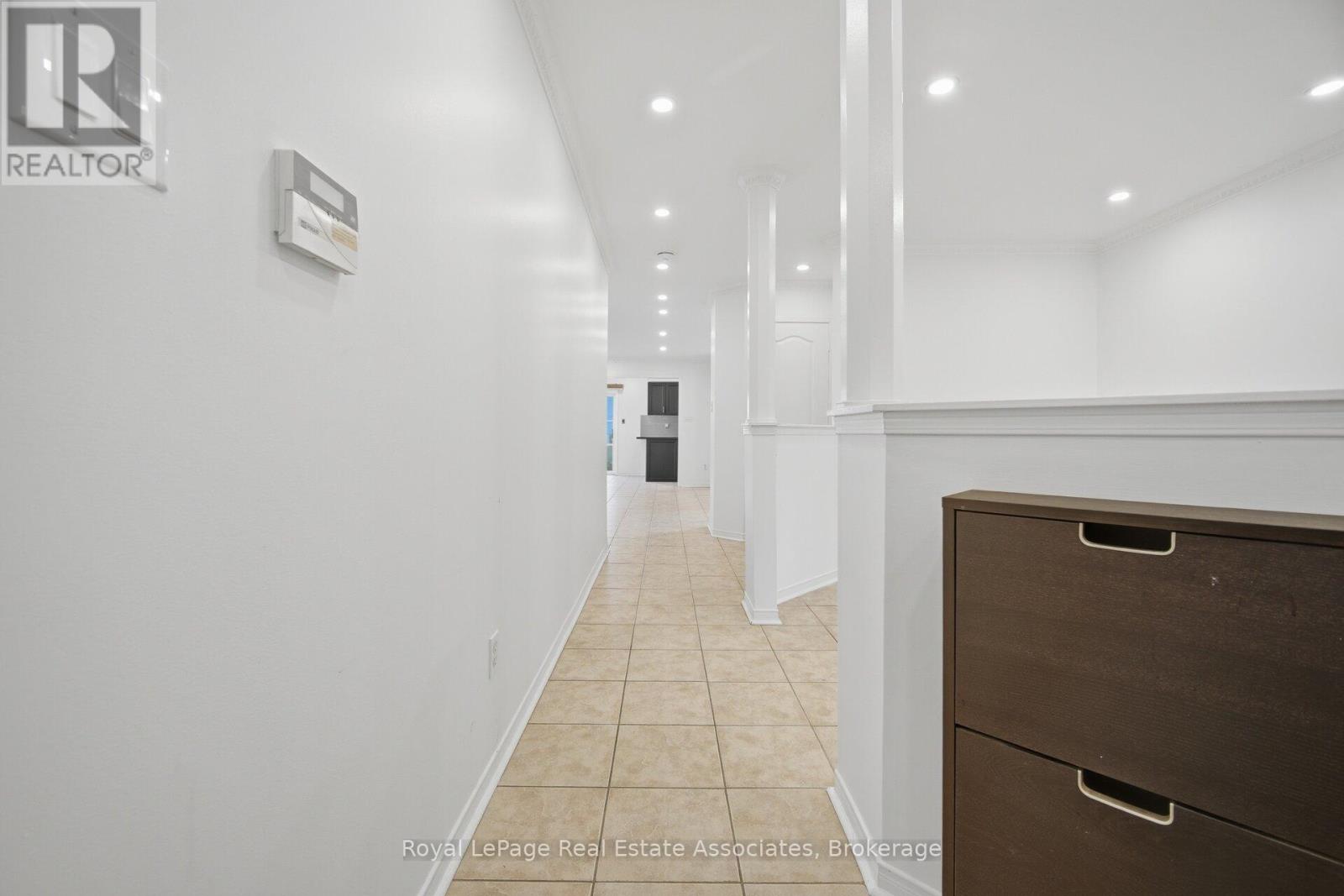 70 ECHORIDGE DRIVE, Brampton (Fletcher's Meadow) — photo 6
