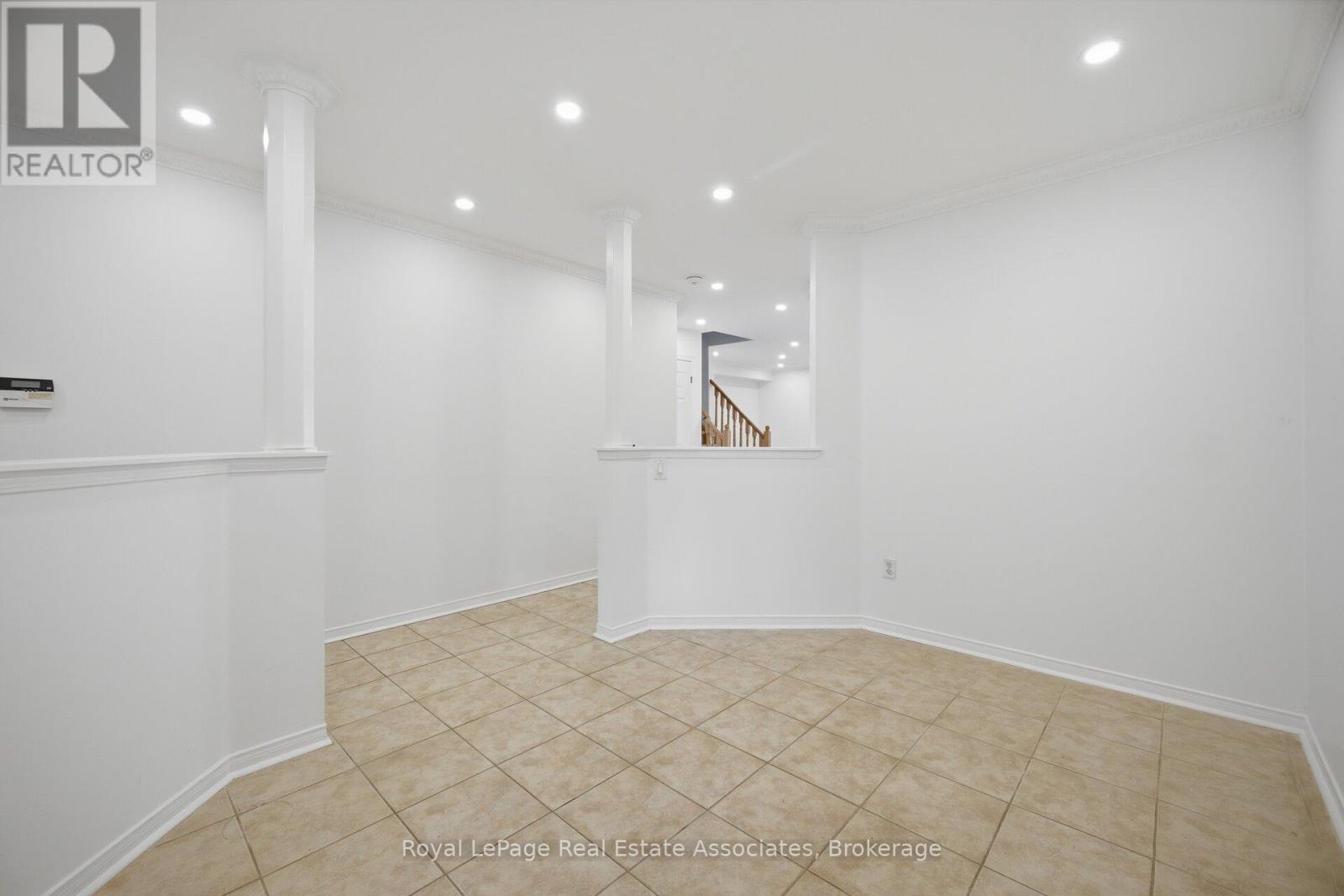 70 ECHORIDGE DRIVE, Brampton (Fletcher's Meadow) — photo 9
