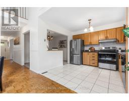 6169 Starfield Crescent, Mississauga, ON L5N1X2 Photo 12
