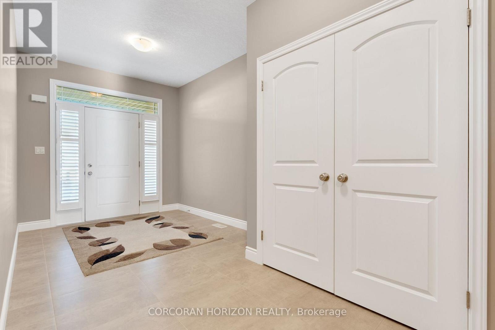 213 LADYSLIPPER DRIVE, Waterloo — photo 4