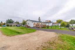 527 Elm Avenue, Beausejour, MB R0E0C0 Photo 44