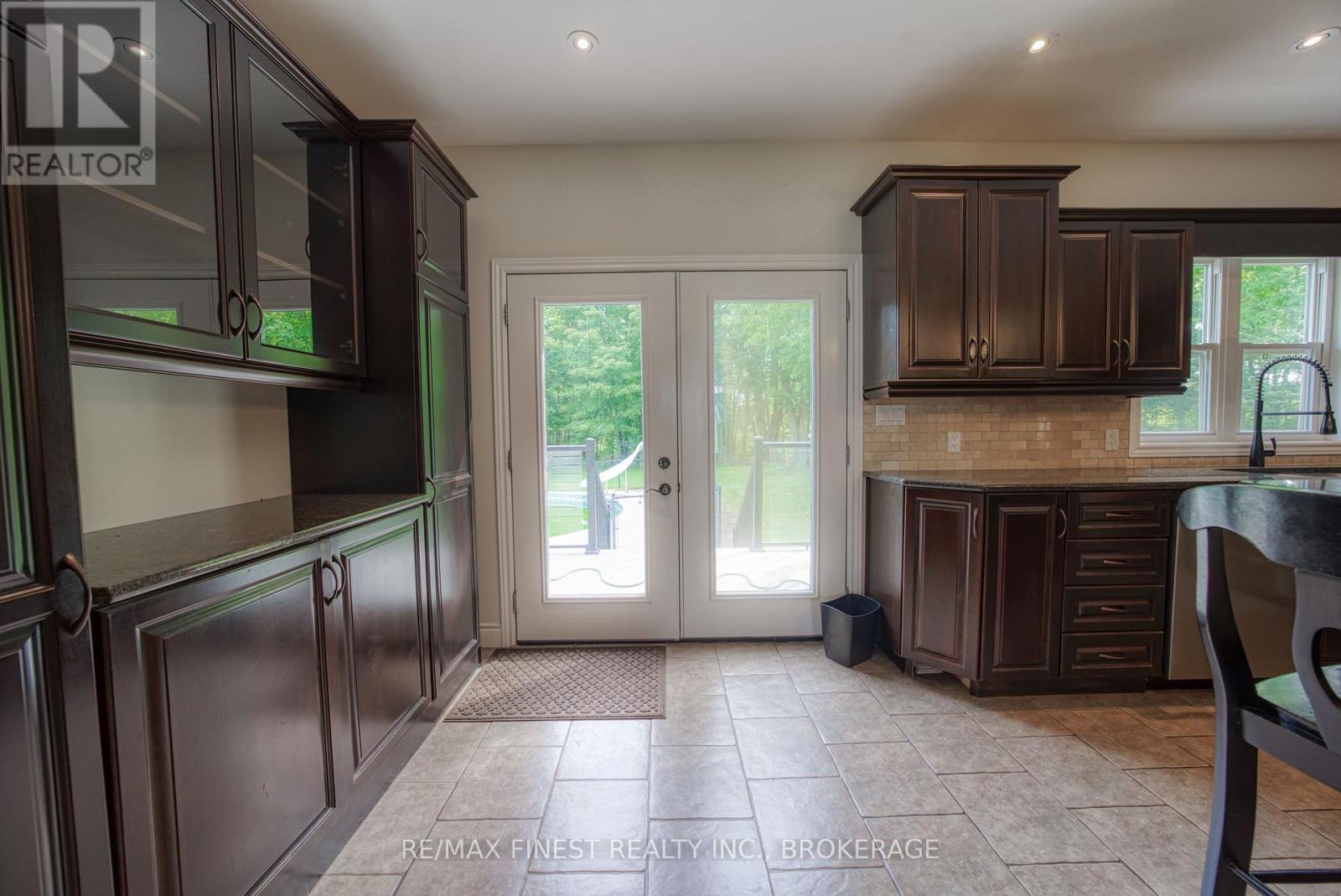10 OWEN AVENUE - Image 7