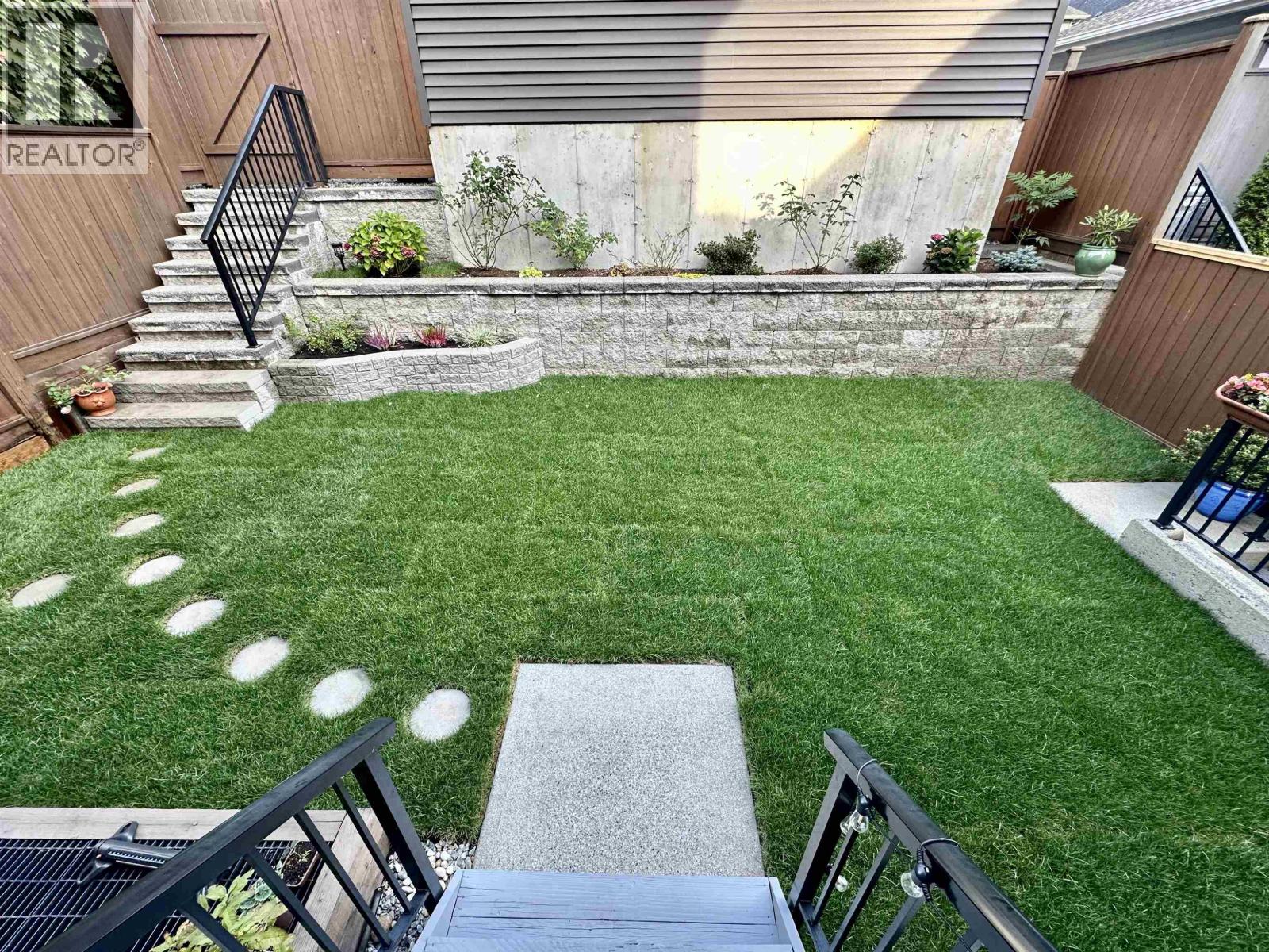Photo of 1451 DAYTON STREET 29