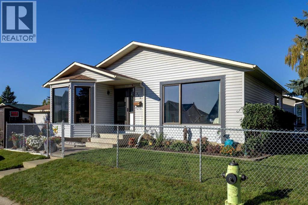 115 Aberfoyle Close NE, Calgary, Alberta, T3G5L6 — thumbnail 2
