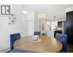 4pc Bathroom - 2, 3804 Parkhill Place Sw, Calgary, AB T2S2Z6 Photo 10