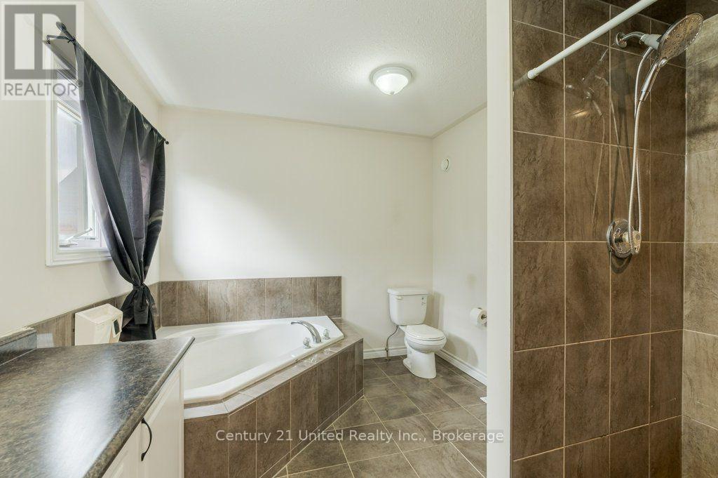 57 VOYAGEUR STREET, Peterborough (Northcrest Ward 5) — photo 12