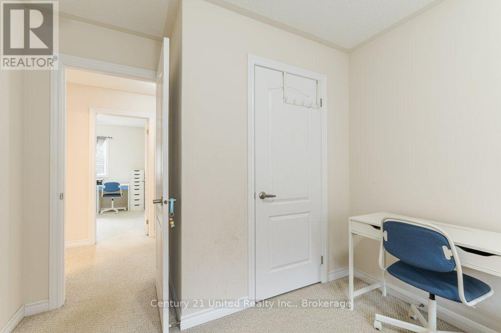 57 VOYAGEUR STREET - 13