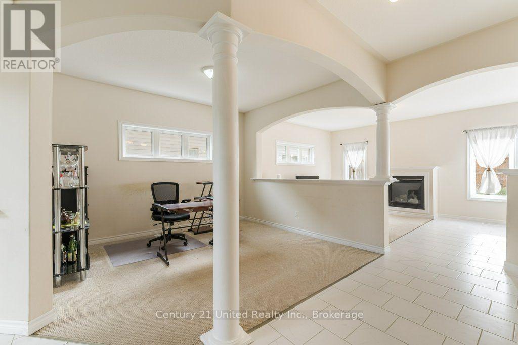 57 VOYAGEUR STREET, Peterborough (Northcrest Ward 5) — photo 5