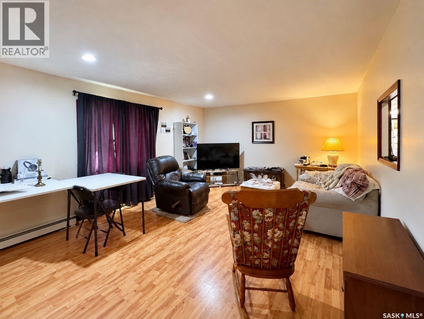 205 Main STREET - 13
