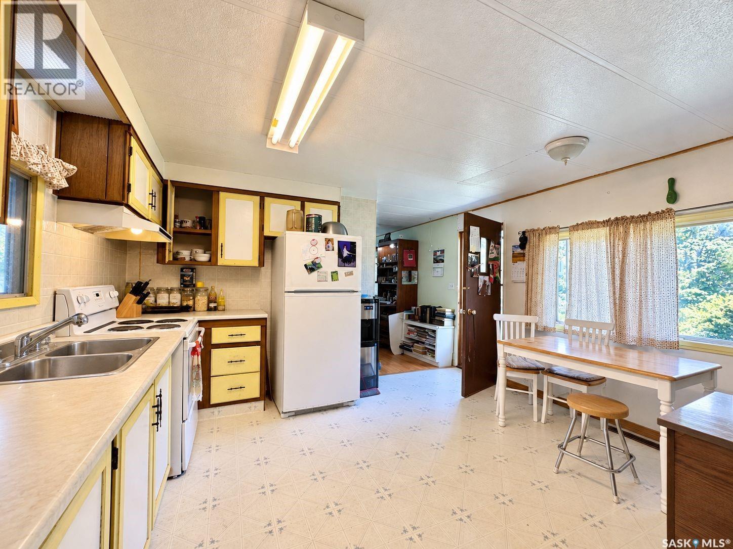 205 Main STREET, Gerald — photo 6