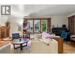 Primary Bedroom - 131 Connaught Crescent, Regina, SK S4T6M8 Photo 6