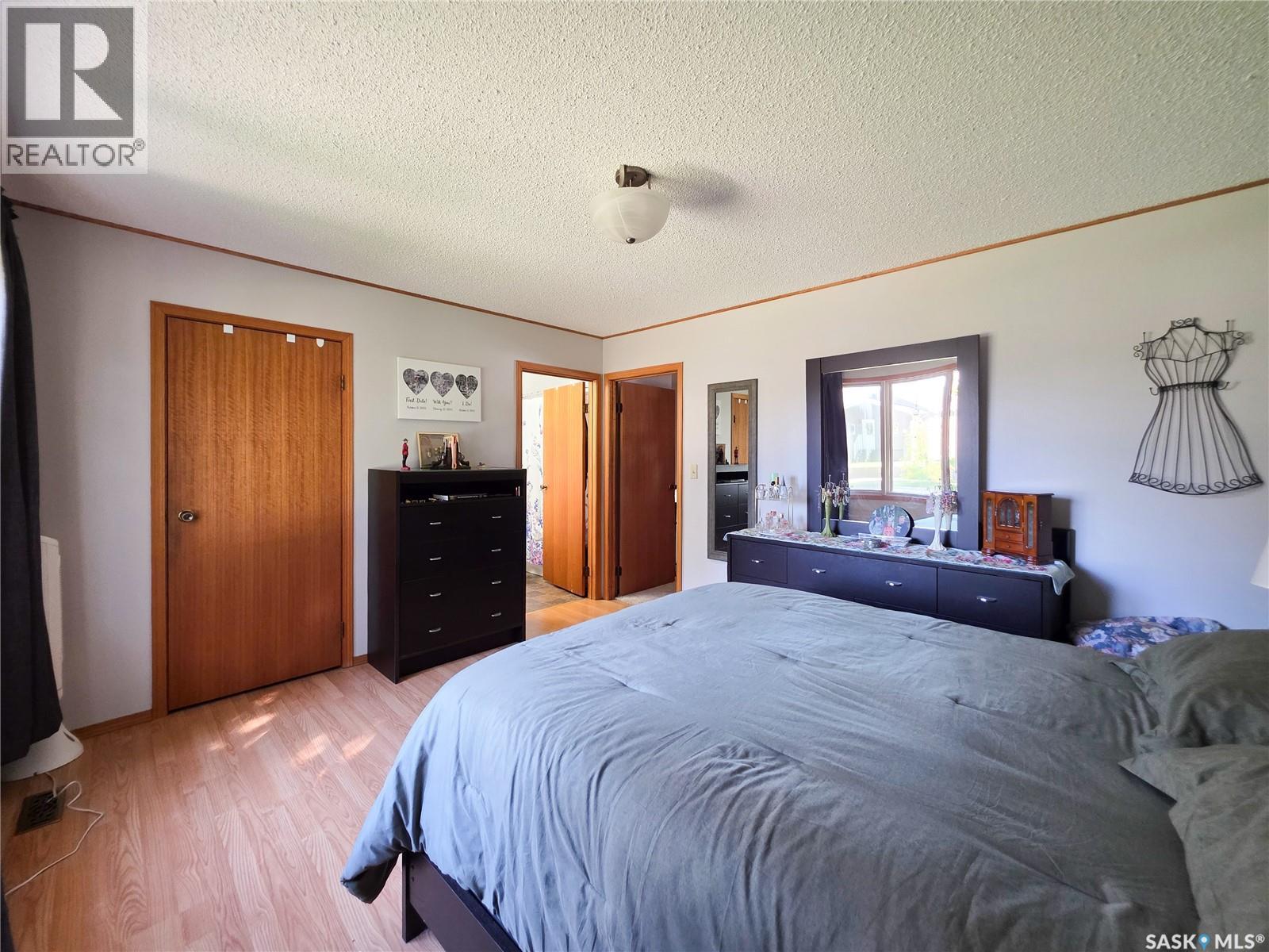 242 6th AVENUE E, Melville — photo 30
