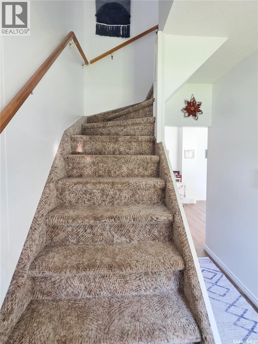 242 6th AVENUE E, Melville — photo 35