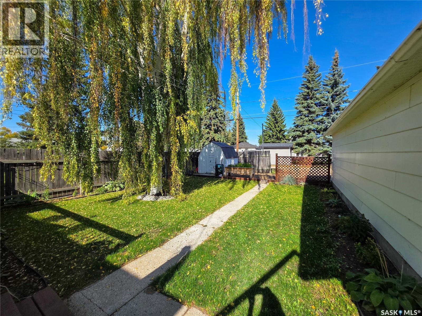 242 6th AVENUE E, Melville — photo 8
