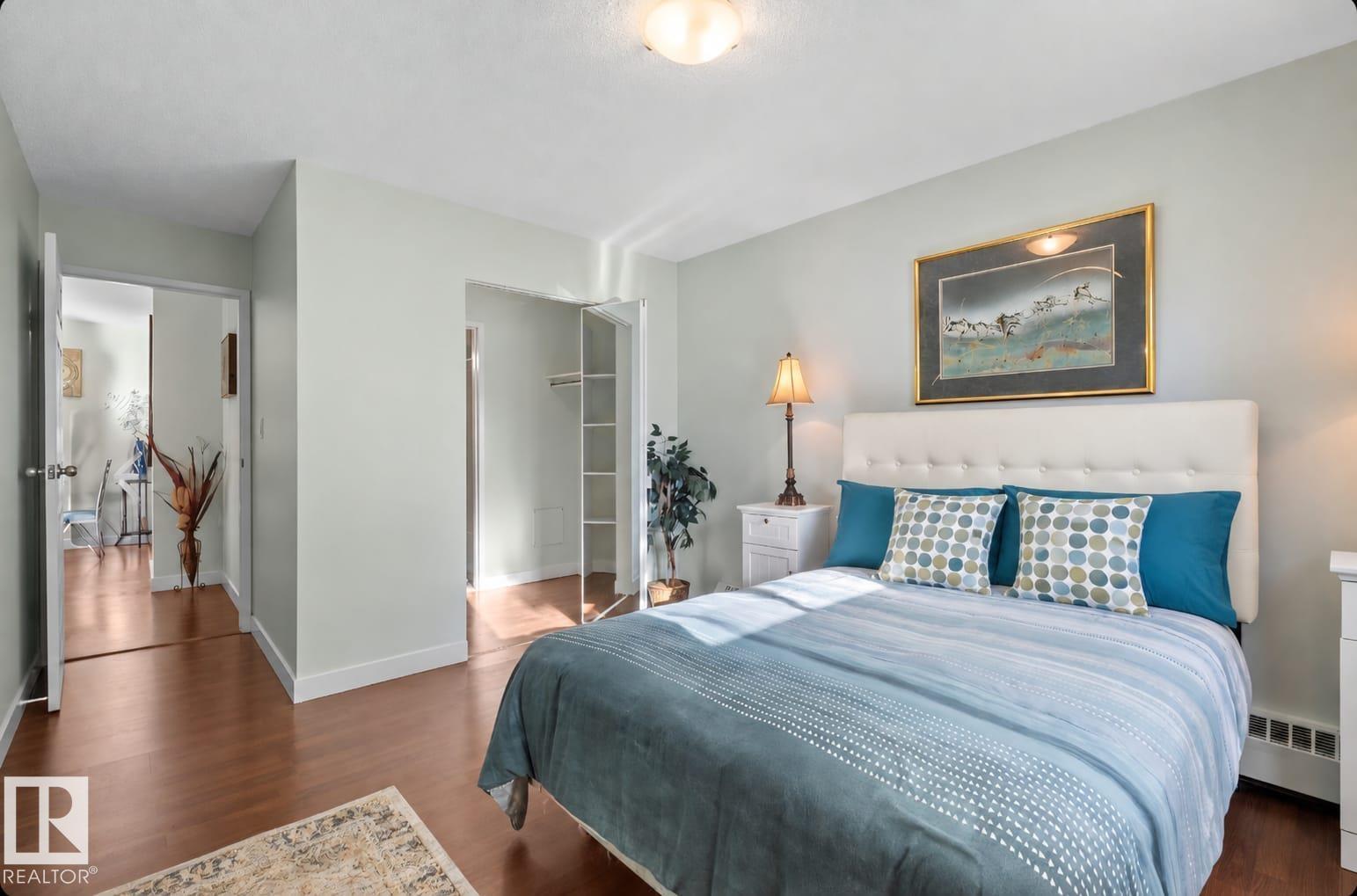 #163 10520 120 ST NW - 11