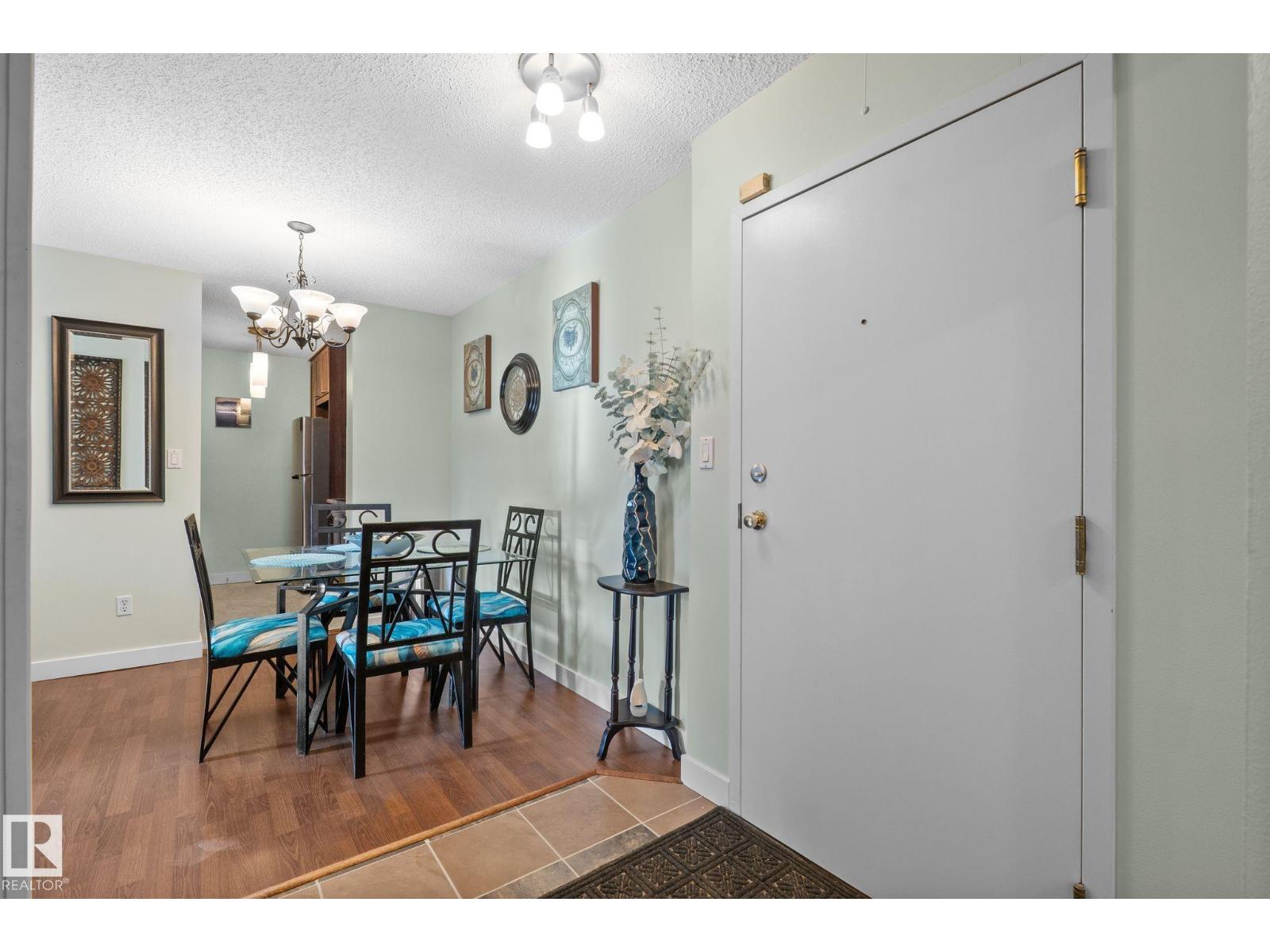 #163 10520 120 ST NW - 2